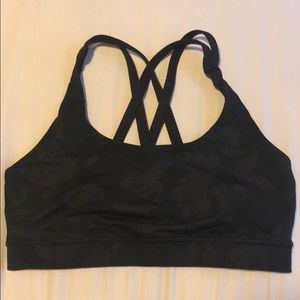 Black Lululemon sports bra